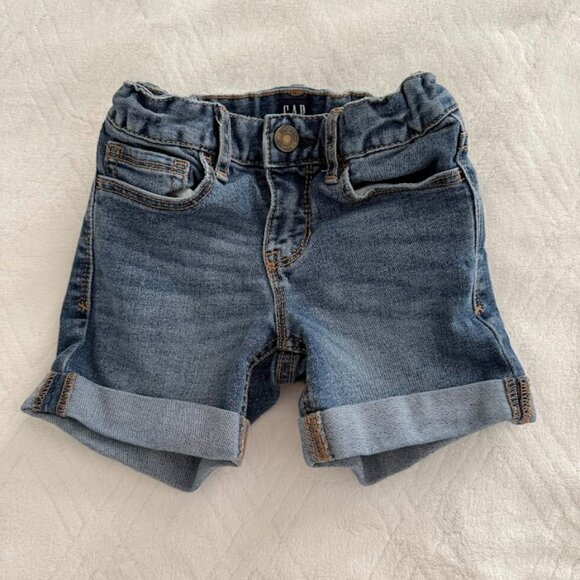 Gap Kids Girl Med/Dark Wash Adjustable Waist Reg Bermuda Stretch Jean Shorts 5 - Picture 1 of 5